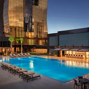 5* Otel Tango Arjaan By Rotana